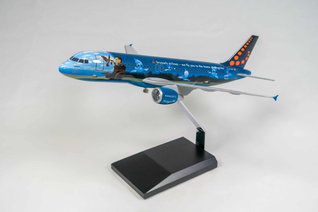Maquette Airbus A320 Magritte 1/100